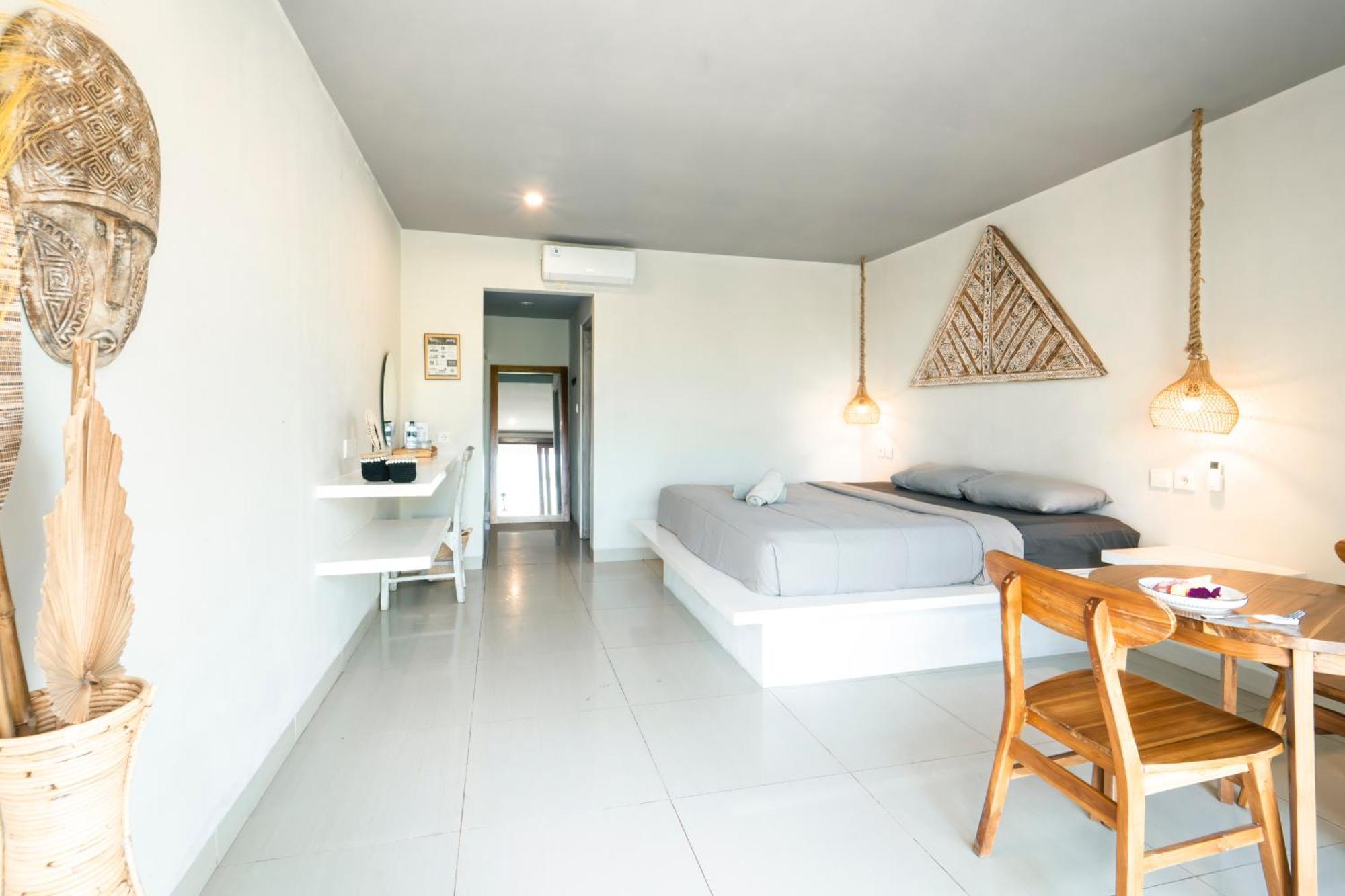 Bagus Ink Surf Camp Pansiyon Uluwatu Dış mekan fotoğraf